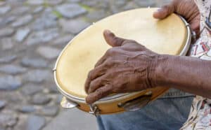 Pandeiro Instrumento Brasileiro por Yassir Chediak